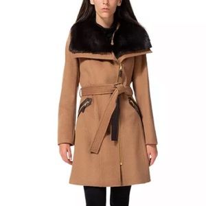 Camel Coat + Faux Fur Collar